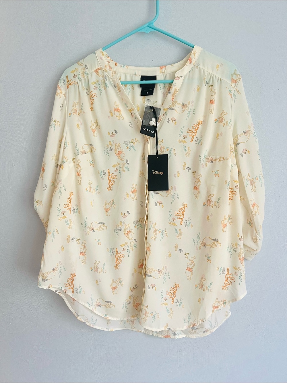 Disney x Torrid Winnie the Pooh & Friends Blouse – NWT – Size 0 / 12